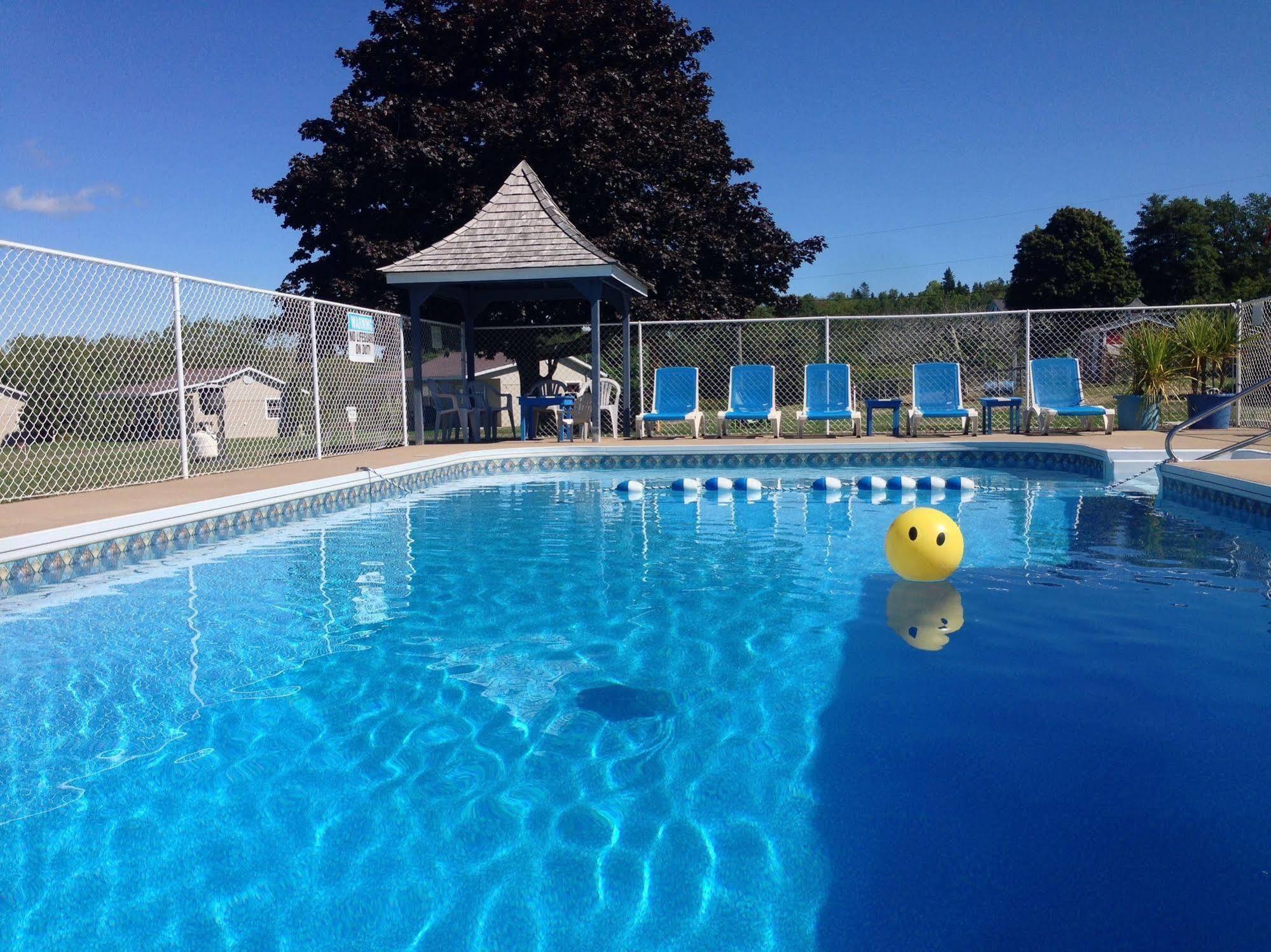 Upper Clements Cottages & Rv Park Annapolis Royal Eksteriør billede